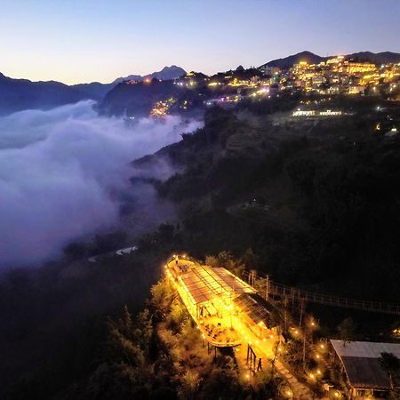 Phansi - Glamping, View Point 360, Bar & Bbq サパ エクステリア 写真