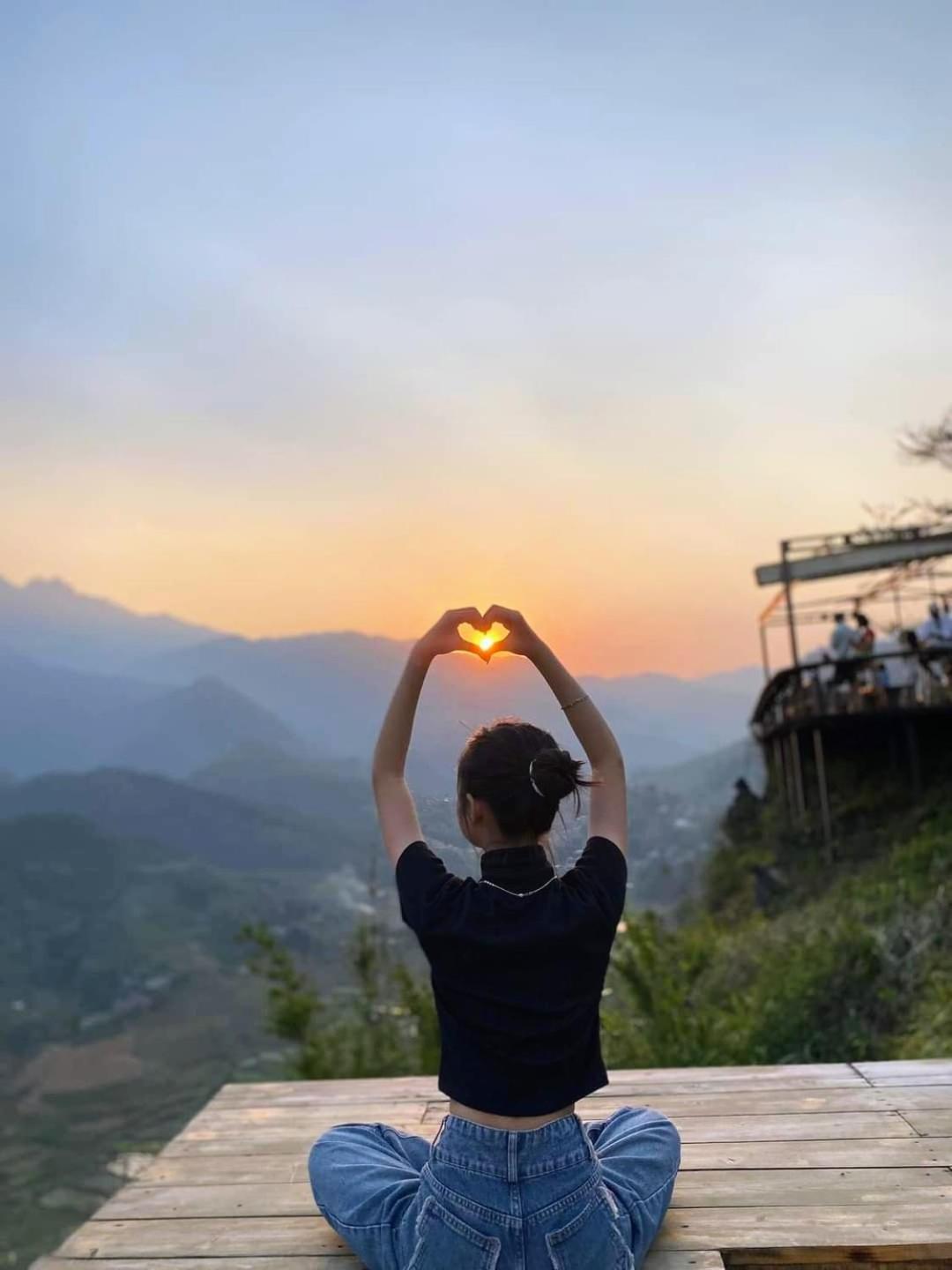 Phansi - Glamping, View Point 360, Bar & Bbq サパ エクステリア 写真
