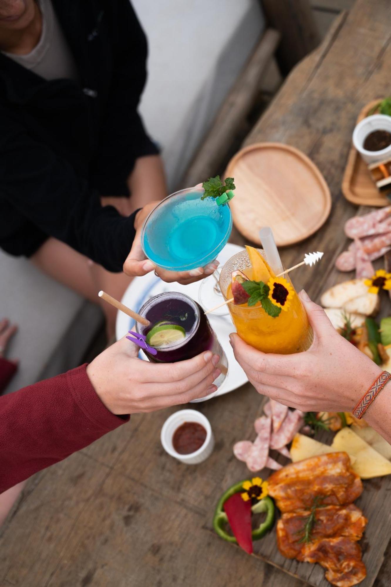 Phansi - Glamping, View Point 360, Bar & Bbq サパ エクステリア 写真